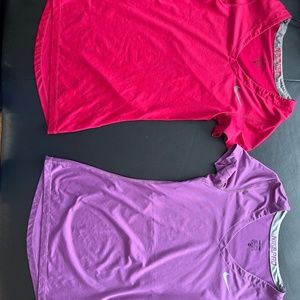 Bundle of two XS NIKE sport t-shirts FOR SALE !!